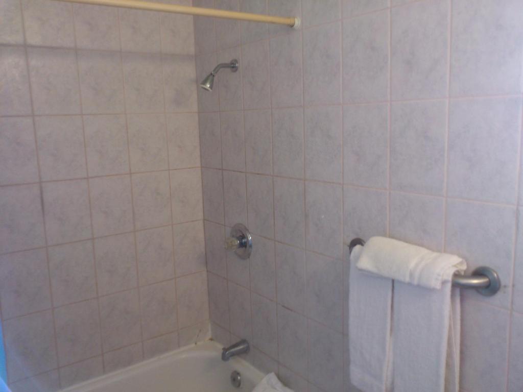 Santa Ana Travel Inn Rum bild